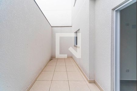 Quintal do Quarto 1 de apartamento à venda com 2 quartos, 46m² em Vila Pires, Santo André