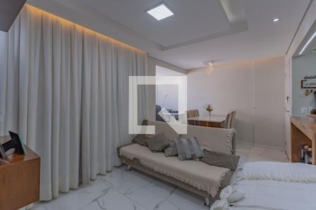 Sala de apartamento à venda com 2 quartos, 58m² em Heliópolis, Belo Horizonte