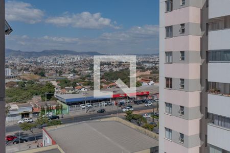 Sala - Vista 2 de apartamento à venda com 2 quartos, 58m² em Heliópolis, Belo Horizonte