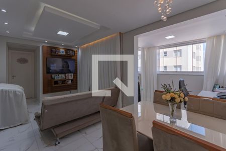 Sala de apartamento à venda com 2 quartos, 58m² em Heliópolis, Belo Horizonte