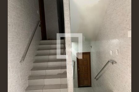 Foto da escada do prédio de apartamento à venda com 3 quartos, 82m² em Dona Clara, Belo Horizonte