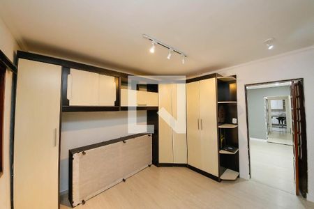 Quarto 1 de casa para alugar com 3 quartos, 190m² em Parque Santo Antônio (aricanduva), São Paulo