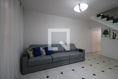 Sala de casa para alugar com 3 quartos, 290m² em Vila Palmares, Santo André