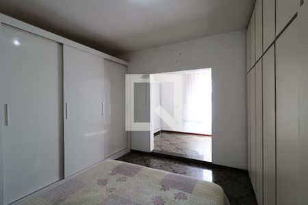 Quarto 1 de casa para alugar com 3 quartos, 290m² em Vila Palmares, Santo André