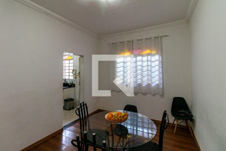 Casa à venda com 3 quartos, 360m² em Vila Magnesita, Belo Horizonte