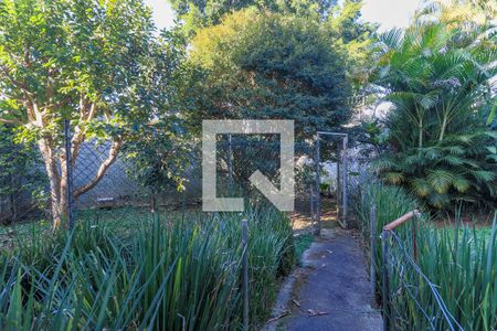 Casa para alugar com 690m², 4 quartos e 8 vagas Casa para alugar com 690m², 4 quartos e 8 vagasÁrea externa/Jardim