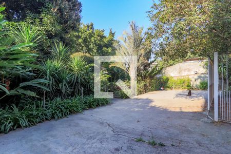 Casa para alugar com 690m², 4 quartos e 8 vagas Casa para alugar com 690m², 4 quartos e 8 vagasÁrea externa/Jardim