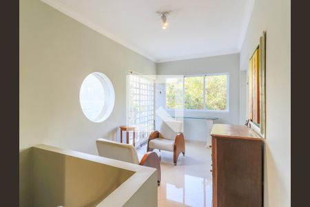 Casa para alugar com 690m², 4 quartos e 8 vagas Casa para alugar com 690m², 4 quartos e 8 vagasSala 4