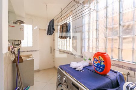 Casa para alugar com 690m², 4 quartos e 8 vagas Casa para alugar com 690m², 4 quartos e 8 vagasÁrea de Serviço