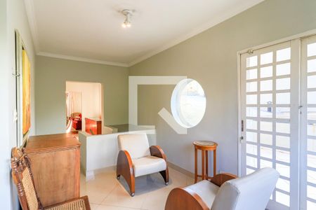 Casa para alugar com 690m², 4 quartos e 8 vagas Casa para alugar com 690m², 4 quartos e 8 vagasSala 4