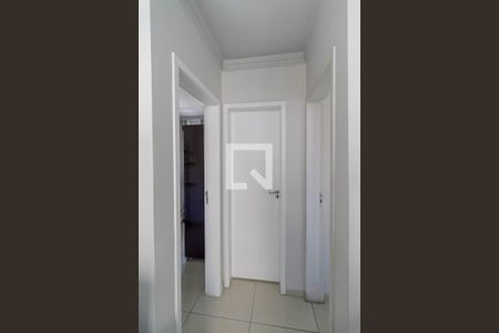 Corredor de apartamento à venda com 2 quartos, 90m² em Kennedy, Contagem