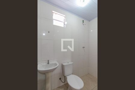 Banheiro de kitnet/studio para alugar com 1 quarto, 35m² em Alto Caiçaras, Belo Horizonte