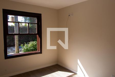 Casa de condomínio à venda com 293m², 3 quartos e 4 vagas Casa de condomínio à venda com 293m², 3 quartos e 4 vagasSUITE