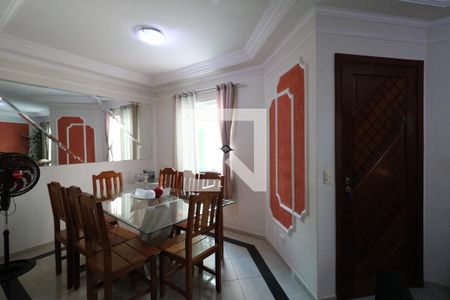 Sala de casa de condomínio à venda com 3 quartos, 105m² em Vila Scarpelli, Santo André