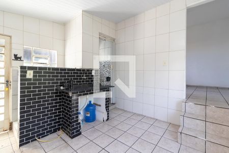 Cozinha de casa para alugar com 1 quarto, 30m² em Vila Aurora (zona Norte), São Paulo