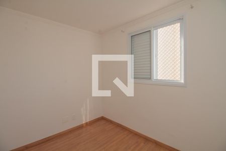 Quarto de apartamento para alugar com 2 quartos, 45m² em Vila Antonieta, São Paulo