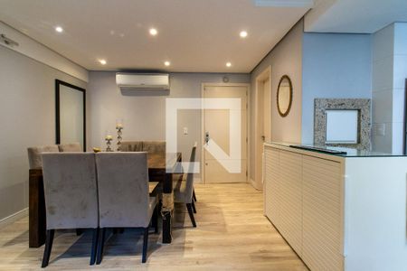 Sala  de apartamento à venda com 2 quartos, 69m² em Santa Cecília, Porto Alegre