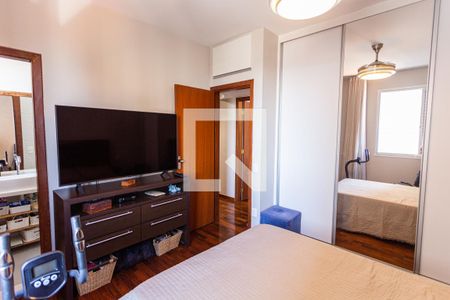 Suíte de apartamento à venda com 4 quartos, 140m² em Grajaú, Belo Horizonte