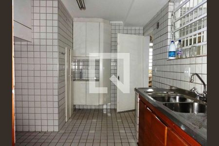 Casa para alugar com 5 quartos, 270m² em Vila Andrade, São Paulo