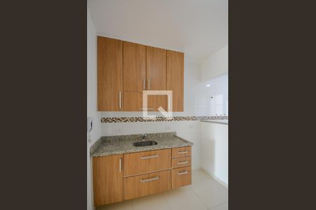 Apartamento à venda com 75m², 2 quartos e 2 vagas Apartamento à venda com 75m², 2 quartos e 2 vagasCozinha - Armários