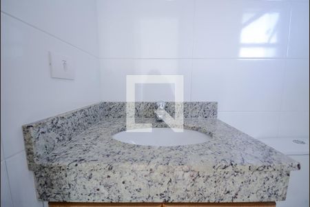 Apartamento à venda com 75m², 2 quartos e 2 vagas Apartamento à venda com 75m², 2 quartos e 2 vagasBanheiro da Suíte 2