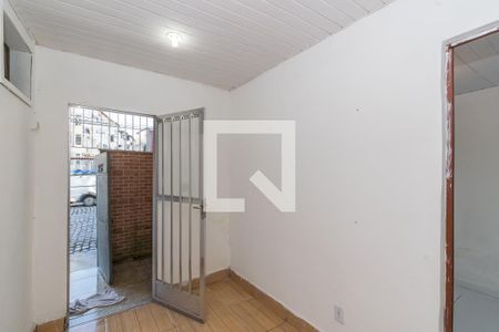 Sala de casa à venda com 1 quarto, 42m² em Olaria, Rio de Janeiro