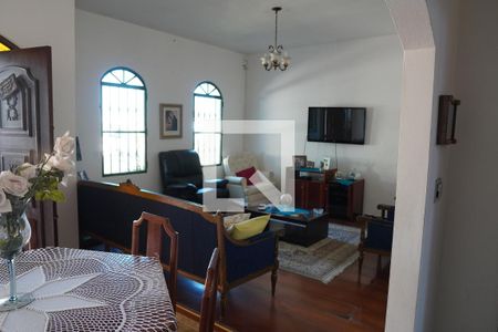 Sala de casa à venda com 3 quartos, 270m² em Jardim Londrina, São Paulo