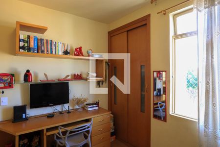 Quarto 2 de apartamento à venda com 2 quartos, 58m² em Sagrada Família, Belo Horizonte