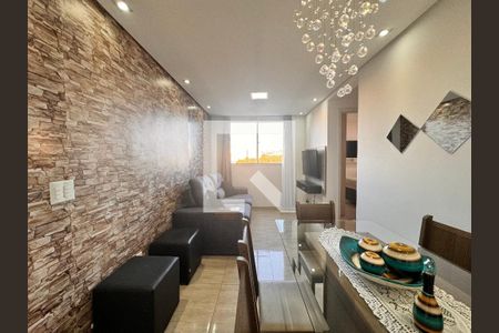 Sala de apartamento à venda com 2 quartos, 47m² em Vila Homero Thon, Santo André