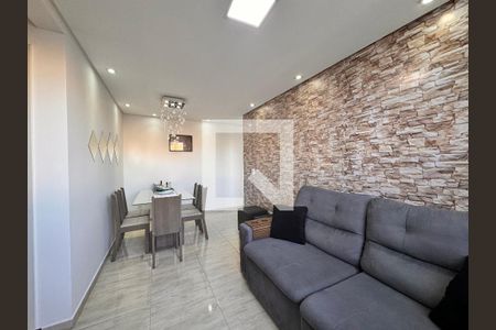 Sala de apartamento à venda com 2 quartos, 47m² em Vila Homero Thon, Santo André