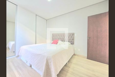 Quarto 2 de casa à venda com 5 quartos, 320m² em Joá, Lagoa Santa