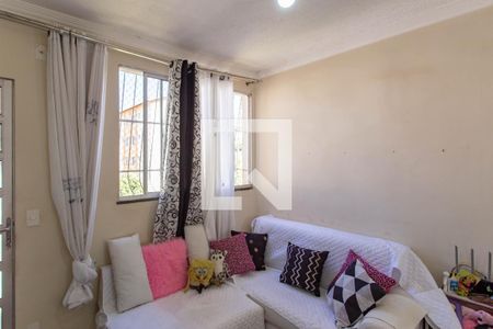 Sala de apartamento para alugar com 2 quartos, 90m² em Jardim Vitória, Belo Horizonte