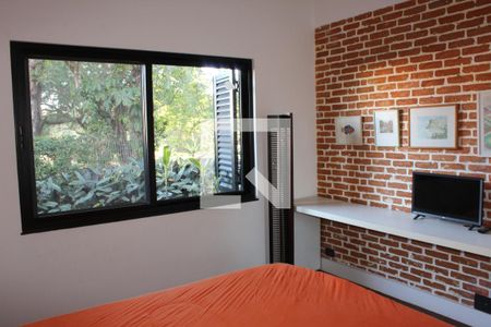 Quarto 1 de casa de condomínio para alugar com 2 quartos, 180m² em Jardim da Glória, Cotia