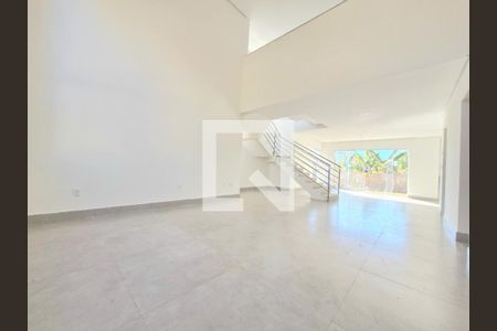 Detalhe Sala de casa à venda com 4 quartos, 180m² em Joá, Lagoa Santa