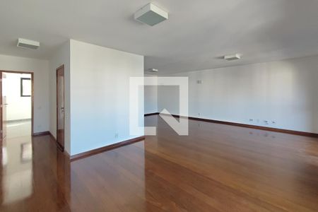 Sala  de apartamento para alugar com 4 quartos, 210m² em Cambuí, Campinas