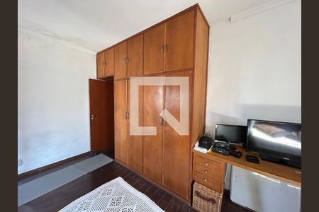 Quarto 2 de casa à venda com 3 quartos, 350m² em Lapa, São Paulo