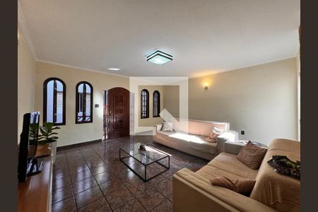 Sala de casa à venda com 4 quartos, 473m² em Vila Pires, Santo André