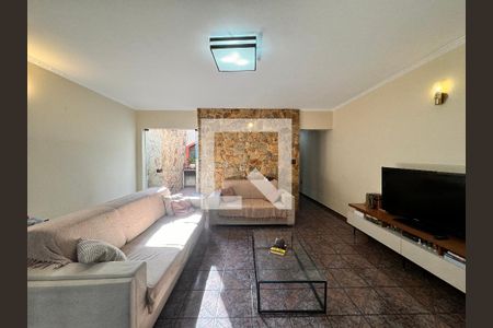 Sala de casa à venda com 4 quartos, 473m² em Vila Pires, Santo André