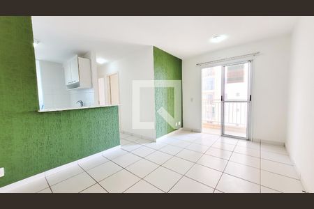 Sala de apartamento à venda com 2 quartos, 55m² em Bonfim, Campinas