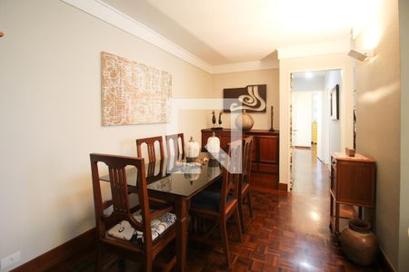 Sala de apartamento à venda com 3 quartos, 99m² em Moema, São Paulo