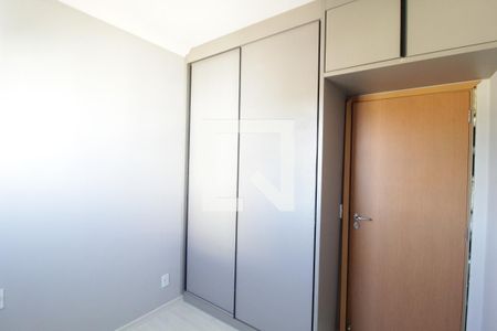 Quarto 1 de apartamento para alugar com 3 quartos, 80m² em Tubalina, Uberlândia