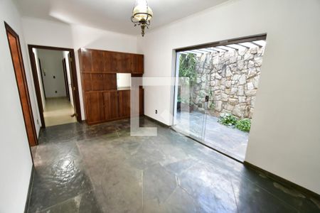 Sala 3 de casa para alugar com 6 quartos, 255m² em Chácara da Barra, Campinas