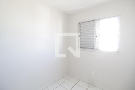 Quarto 1 de apartamento para alugar com 3 quartos, 80m² em Santa Mônica, Uberlândia