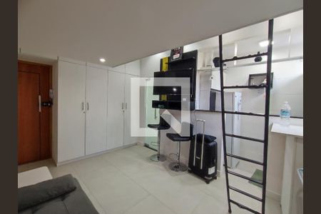 Sala de apartamento para alugar com 1 quarto, 30m² em Copacabana, Rio de Janeiro