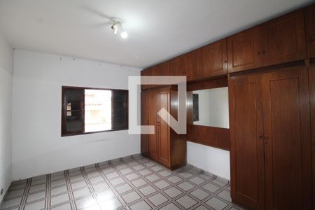 Quarto 2 de casa à venda com 3 quartos, 250m² em Vila Ester (zona Norte), São Paulo