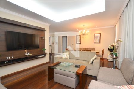 Sala 2 ambientes de apartamento para alugar com 3 quartos, 150m² em Santo Agostinho, Belo Horizonte