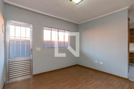 Sala de casa de condomínio para alugar com 2 quartos, 110m² em Jardim Guilhermino, Guarulhos