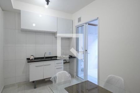 Sala/Cozinha de apartamento para alugar com 2 quartos, 33m² em Vila Moraes, São Paulo