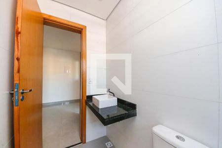 Banheiro de apartamento para alugar com 1 quarto, 30m² em Vila Divina Pastora, São Paulo