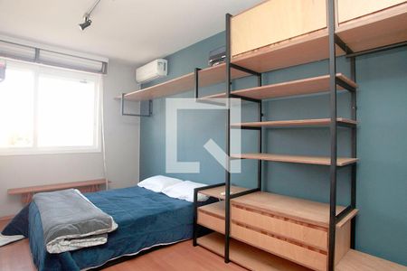 Quarto 1 de apartamento para alugar com 2 quartos, 90m² em Azenha, Porto Alegre